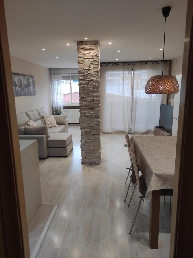 Apartamento En Viladecans Cerca Del Aeropuerto Viladecáns Exterior foto